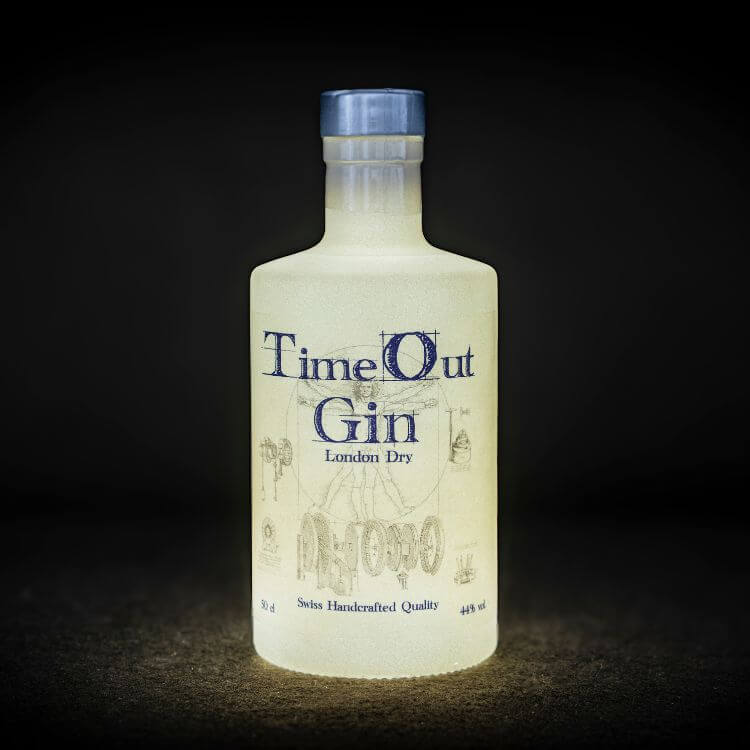 TimeOut Gin London Dry 50cl bottle showcasing Swiss handcrafted quality and premium taste.