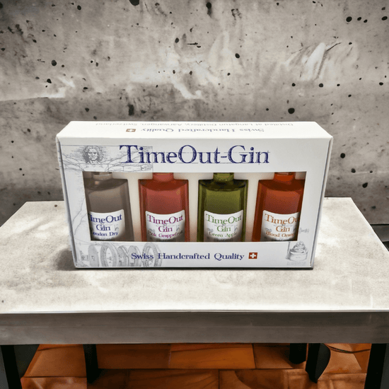 TimeOut Tasting Set featuring 4 exquisite gin flavors, showcasing Swiss handcrafted quality for ultimate Genuss.