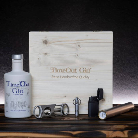Smoker Box XL with TimeOut Gin and premium accessories for connoisseurs of luxurious enjoyment.