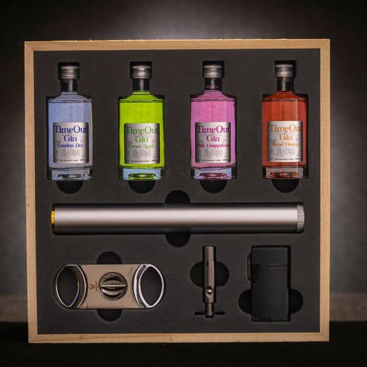 Smoker Box L with TimeOut Gin Tasting Set featuring four gin flavors and accessories for discerning connoisseurs.